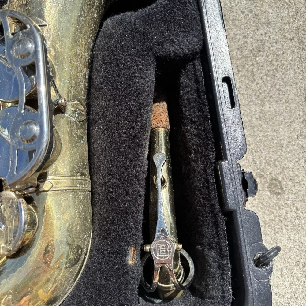 The Selmer Company Bundy II Alto Saxophone w/Case & Mouthpiece Used